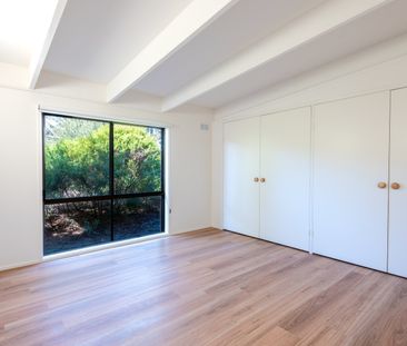 84 Revell Street, - Photo 1