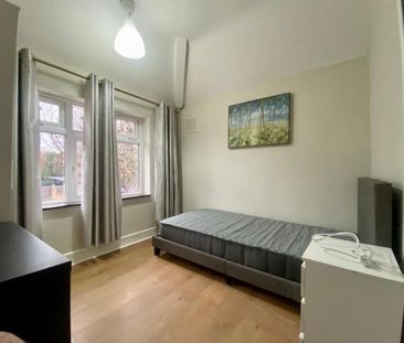 2 bedroom house share to rent - Photo 1