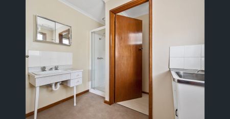 Neat & Tidy 2-Bed Unit - Photo 5