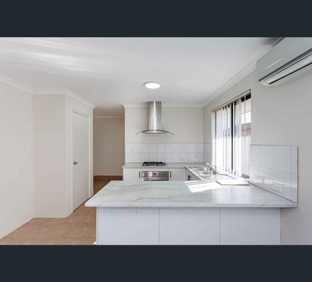 2/289 Wharf Street, Queens Park, WA 6107 - Photo 3