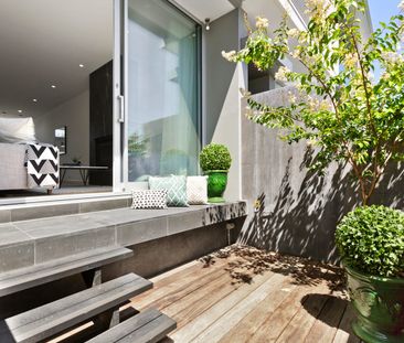 2C Alfred Street, Prahran, Vic 3181 - Photo 2