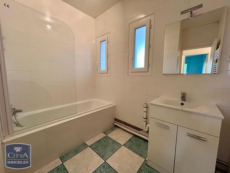 Location Appartement 2 pièces 64m² MAUREPAS 78310 - Photo 4