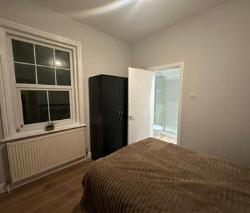 1 Bedroom Room To Rent - Photo 3