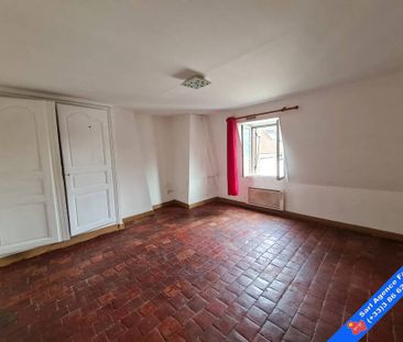 Location Appartement 1 pièce 40m² JOIGNY 89300 - Photo 4