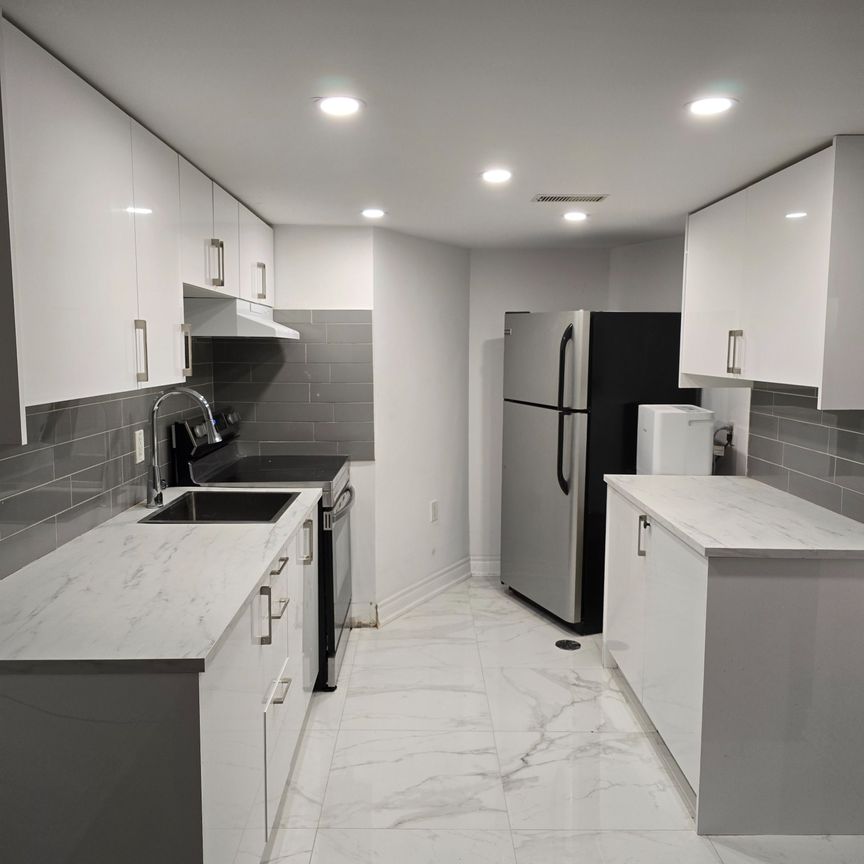 For Lease - 17 Pleasant Avenue Unit# BSMT, Toronto, Ontario - Photo 1