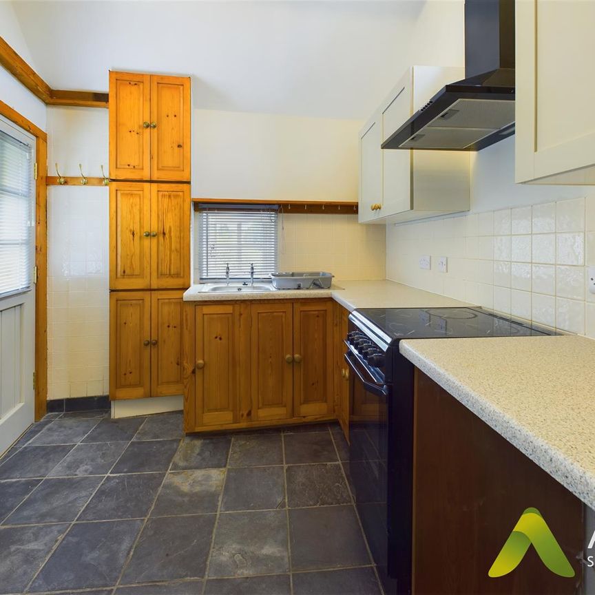 Stone Cottage Barn, Ellastone, Ashbourne DE6 2GU - Photo 1