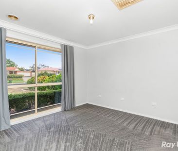 The perfect blend of comfort, functionality, and easy-care living - Photo 5