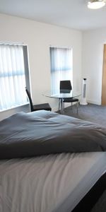 Studio to rent - Photo 3