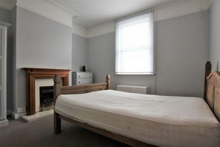 3 bedroom house to rent - Photo 2