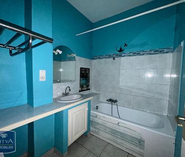 Location Appartement 4 pièces 70m² CARPENTRAS 84200 - Photo 6