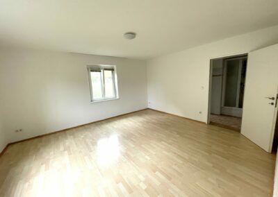 Helle, gepflegte 2 Zimmer Wohnung in sonniger Waldrandlage. - Photo 4