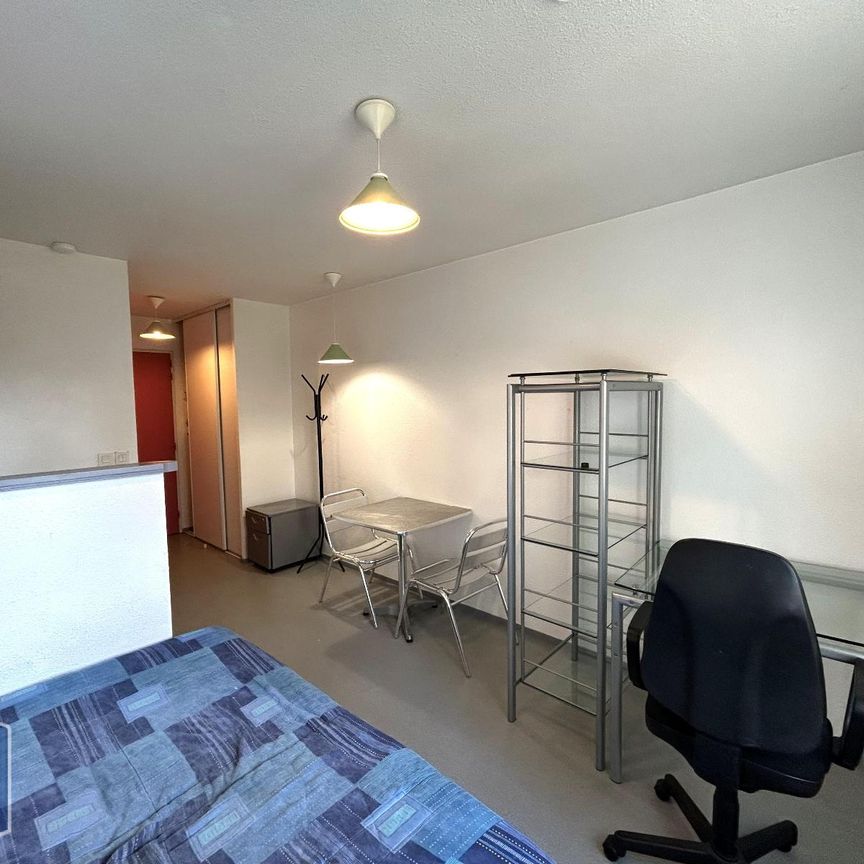 Location Appartement 1 pièce 17m² JACOB BELLECOMBETTE 73000 - Photo 1