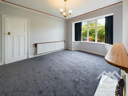 4 bedroom semi-detached house to rent - Photo 2