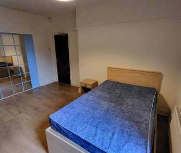 8 bedroom house to rent - Photo 6