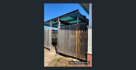 SHORT WALK TO HIGH AND PRIMARY SCHOOL ! - Photo 5