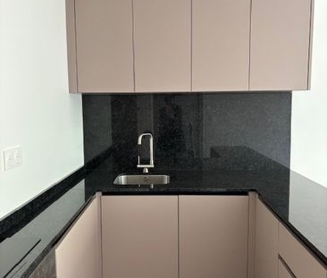 2 pièces - Meublé - 34 m² - RDC - Colocation non autorisée - Photo 5