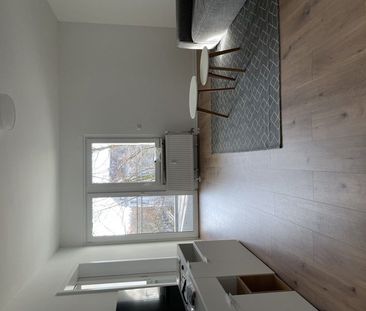 Möblierte 2-Zimmer-Dachgeschosswohnung in Bestlage mit Balkon - Foto 1