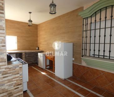 Chalet Independiente en alquiler en Puerto de Santa María – Cádiz - Photo 2