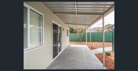 Pack your bag and move in! - Photo 3