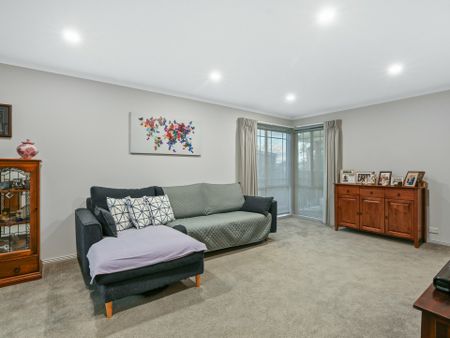 Neat Home On North Road! - Photo 2
