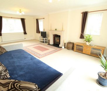 4 bedroom detached house to rent - Photo 1