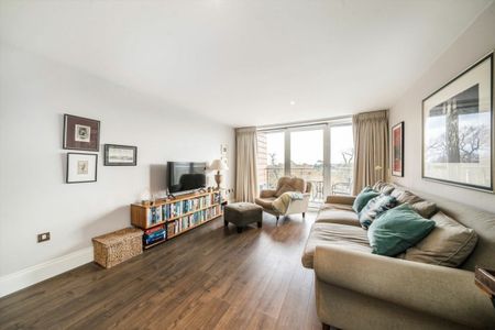 Holland Gardens, TW8, London - Photo 2