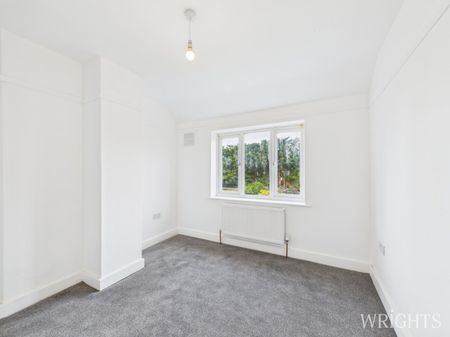 3 bedroom Semi-detached House - Crawford Road, Hatfield - Photo 3