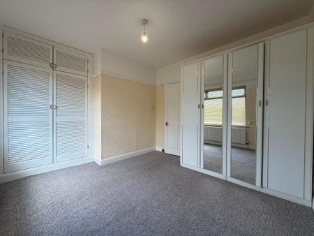 6 Garland Avenue, Lurgan, BT66 6JH - Photo 4
