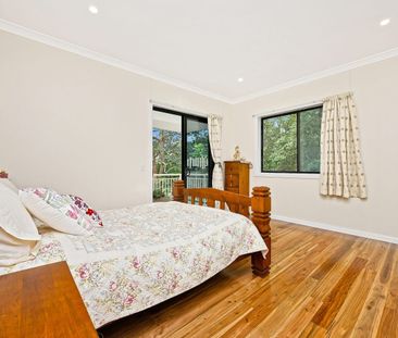 Leafy Outlook and Peaceful Family Living - Photo 2