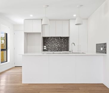 For Lease: New Unit in Summerhill - Photo 5