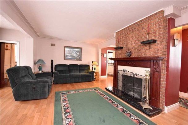 For Lease - 929 Ritson Road, Oshawa, Ontario - Photo 1