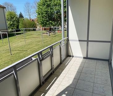 + 2 Zimmer - Großer Balkon + - Foto 3