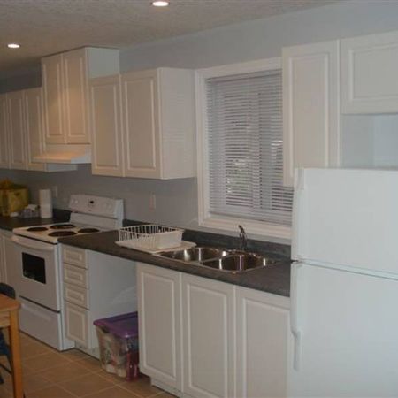 78 Harrison Garden Blvd - Photo 3