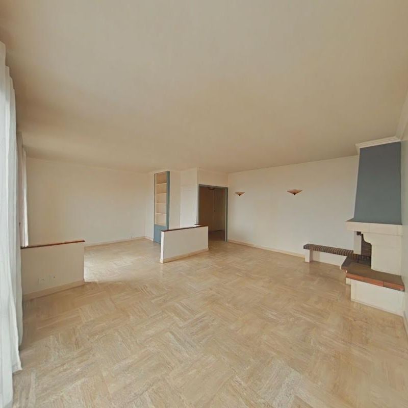 Location Appartement 3 pièces 80m² ROMANS SUR ISERE 26100 - Photo 1