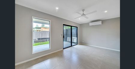 Modern Living in an Urban Oasis - Photo 2