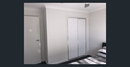 Beautifully Presented 5 Bedroom Home - Photo 4