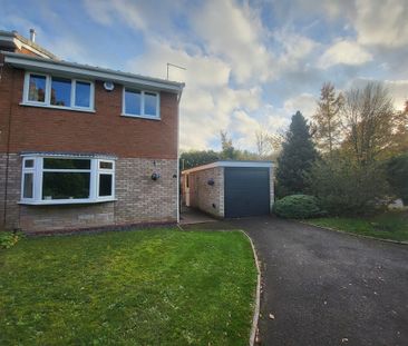 3 bedroom semi-detached to let - Photo 1