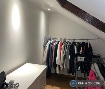2 bedroom end of terrace house to rent - Photo 1