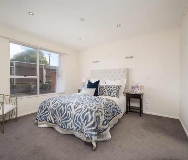 4 Bedrooms in Shelly Park - Photo 5