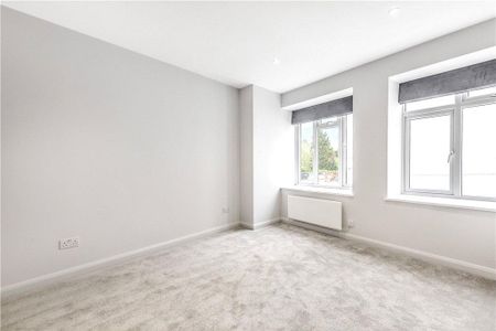 3 bedroom apartment to rent - Photo 3