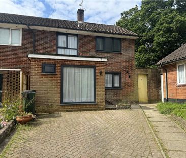 2 bedroom end of terrace house to rent - Photo 2