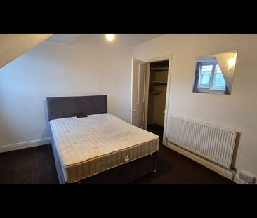 5 Bed Terraced House, Station Road, B14 - Photo 6