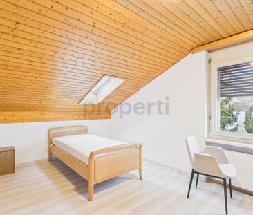 Charming single room with practical furniture in Oberweningen - Photo 2