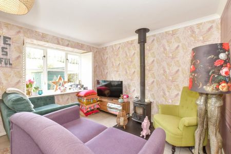 3 bedroom cottage to rent - Photo 3