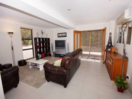 20 Sapphire Drive, 4560, Nambour Qld - Photo 3