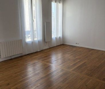 Location Appartement 1 pièce 35m² PARIS 13ème - Photo 3
