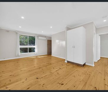 Neat 2 Bedroom Unit in Payneham - Photo 2