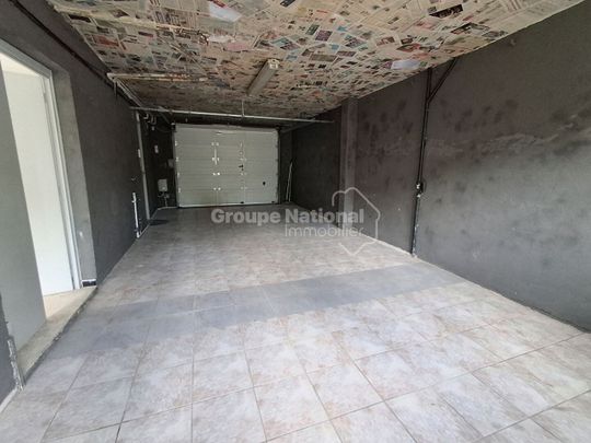 AVIGNON , Maison type 6 de 152 m² avec jardin, - Photo 1