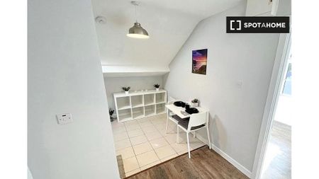 One bedroom apartment in Drumcondra, Dublin - Photo 2