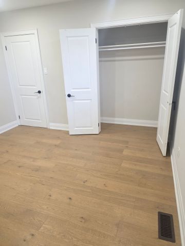 For Lease - 134 Keewatin Street, Oshawa, Ontario - Photo 2